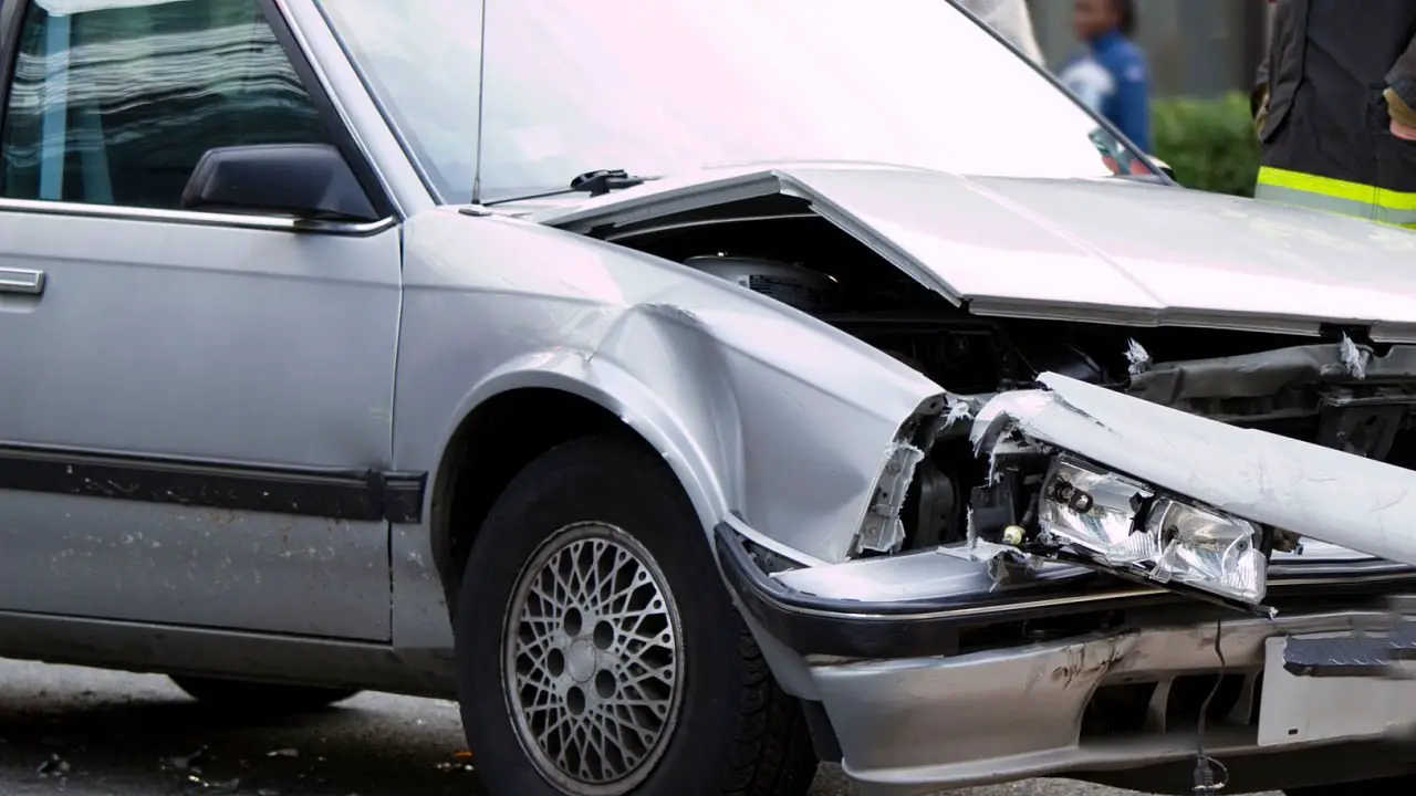 when to hire a car accident attorney