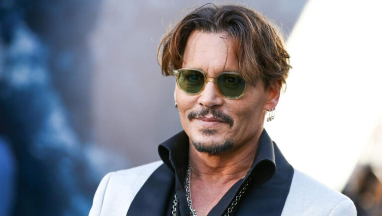 Johnny Depp's Relationship Status 2023: Navigating Fame, Love, and ...