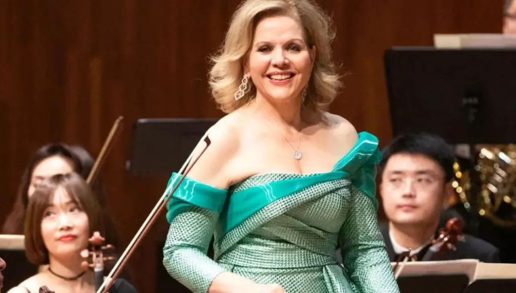 Renee Fleming Children, Net Worth, Wikipedia, Daughters, Age, Youtube