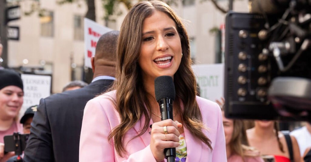 Angie Lassman Age, Husband, Height, Salary Aitechtonic