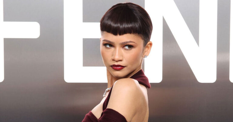 Zendaya: A Multifaceted Star&rsquo;s Journey Unveiled - Aitechtonic