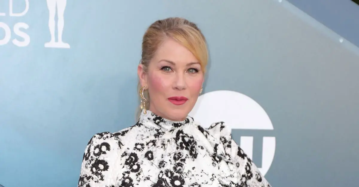 The Everlasting Love Story of Christina Applegate and Martyn LeNoble