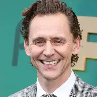 Tom Hiddleston