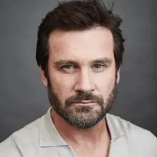 Clive Standen