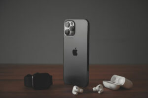 Apple Updates iOS 12.5.8 to Support Legacy Devices