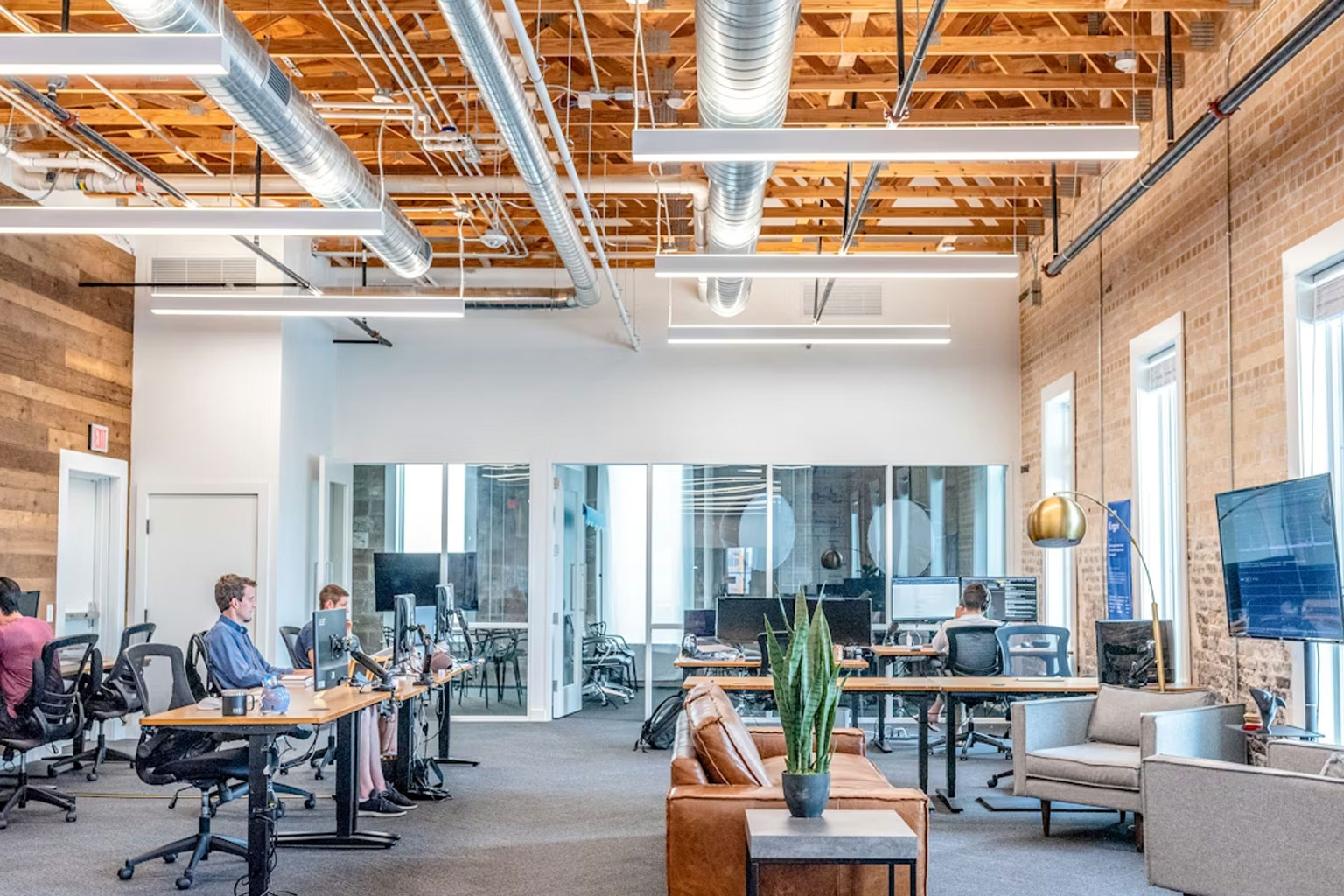 Gallup Workforce Survey Reveals How AI Is Really Being Used in US Workplaces