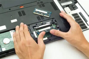 How to install memory in a laptop