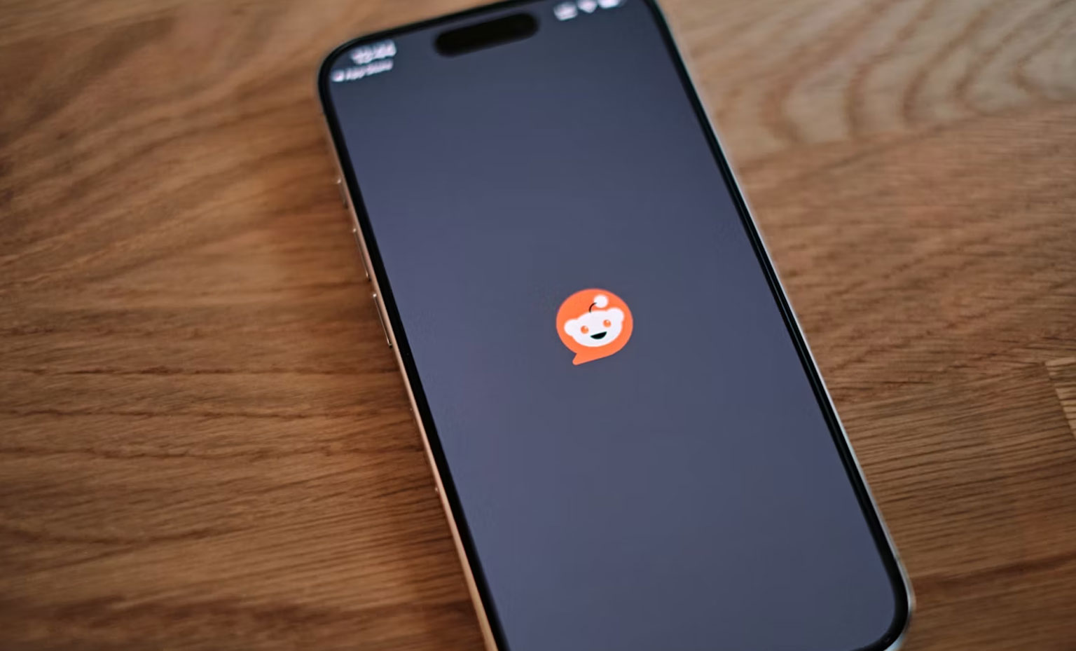 Reddit & AI Search Transform Brand Discovery Online