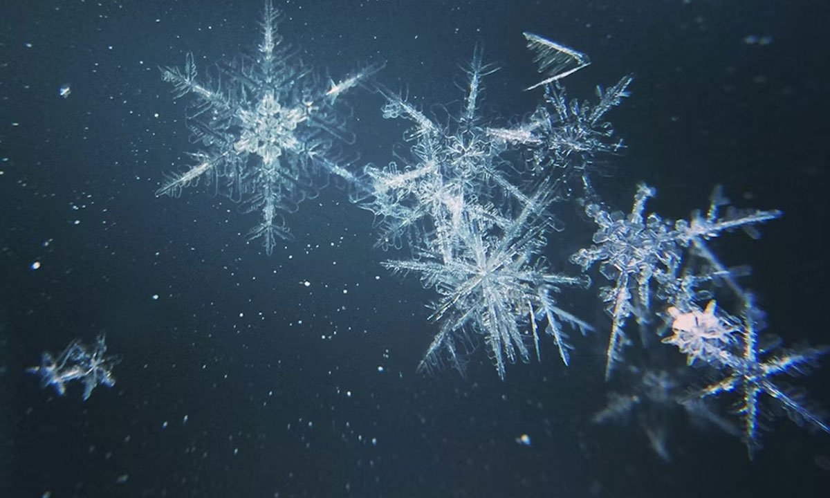Snowflake Expands AI with Intelligence & Cortex Code - Aitechtonic